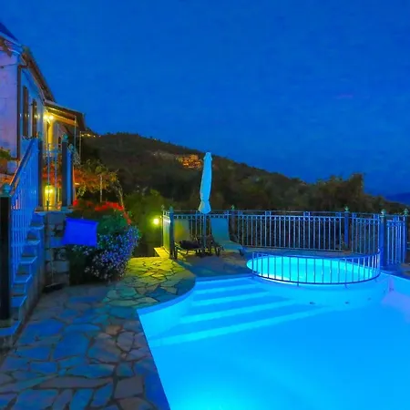 Villa Old Stone House