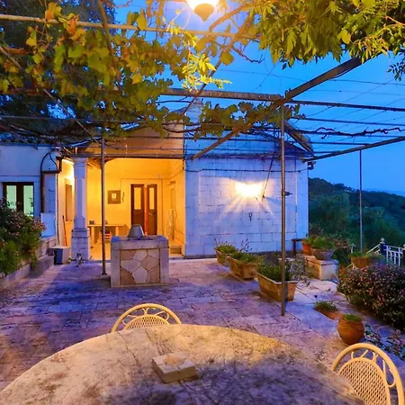 Old Stone House