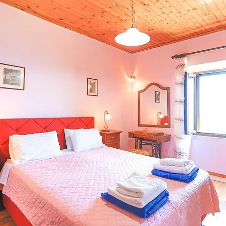 Old Stone House Villa *