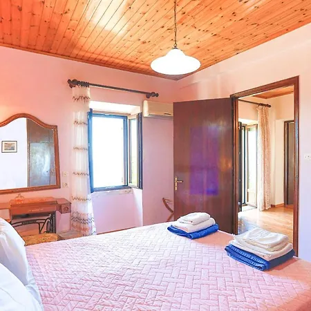 Old Stone House Villa *