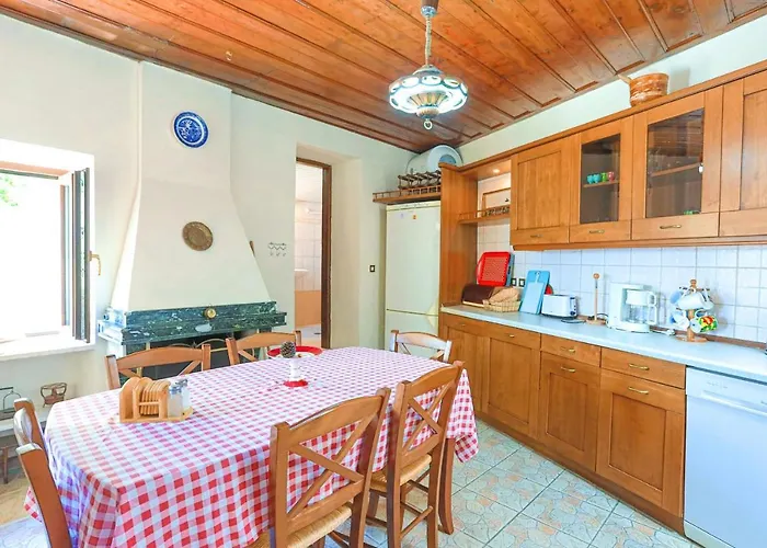 Old Stone House Villa Nisaki (Corfu)