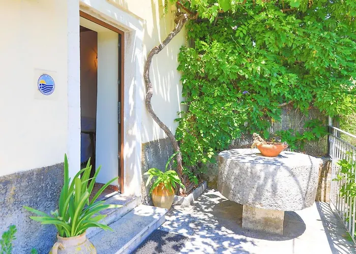 Old Stone House Villa Nisaki (Corfu)