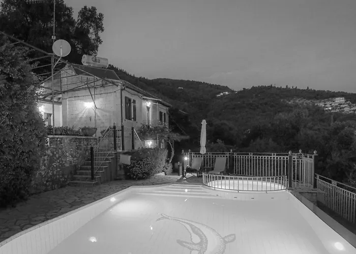 Old Stone House Villa